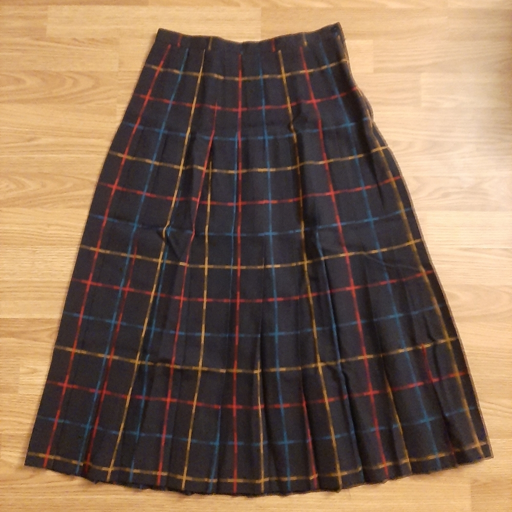 VTG 100% Worsted Wool Pleated Skirt Size 12